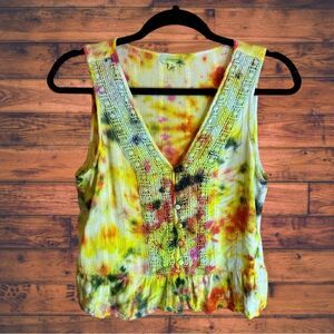 5 for $25🔥Juniors‎ Medium Eyeshadow Tie Dye Lace Tank Top